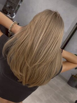 ハーシーバイアポロ 相模大野(HERSHE by apollo) レイヤーカット/髪質改善/ブリーチカラー/縮毛矯正/カラー