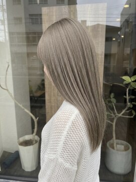 ニコリヘアワークス(nicori hair works) ロング×ハイトーン×ミルクティーベージュ2