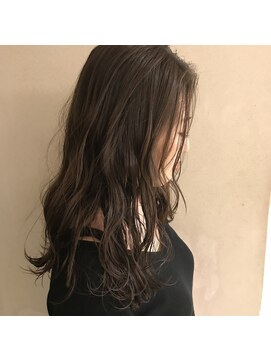 ロンド 銀座(Lond) ブリーチ無しで透けるN．ベージュ　担当：石畑結華