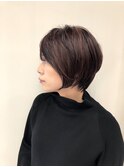イルミナ前下がりアシンメトリーショート《鶴見　美容室　warm》