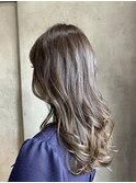 顔周りレイヤー×不動の人気ashベージュ