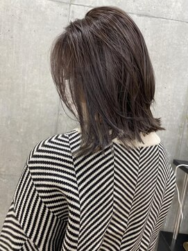 イリー 代官山(ILY) ハイライト/インナーカラー/地毛風カラー/30代40代50代60代