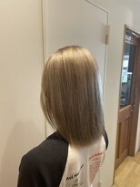 エイト新宿店(EIGHT shinjuku)&nbsp;ミルクティーグレージュ