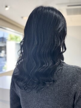 ラウレア(LAULEA) コテ巻き風パーマ/デジタルパーマ/20代30代40代/白髪染めカラー