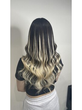 ヘアーデザイン ジェルム(Hair Design germe) ホワイトバレイヤージュ風 --RINA--