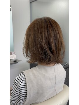 ジエクト アイロ(The Ect ilo) くびれボブ×ハイライト ココアブラウン