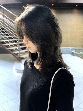 シティ(CITY) かきあげ前髪 オリーブグレージュ レイヤーカット