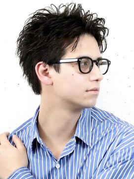 アーリー(Ali'i) ダークアッシュスパイキーショートニュアンスパーマアップバング