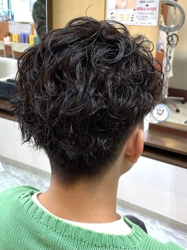 マキシム ナカイ(MAXIM NAKAI) メンズパーマバックパーマメンズショートスタイルパートスタイル