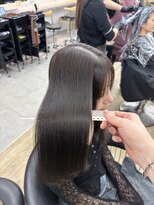 ロンドシエル 横浜(Lond ciel)&nbsp;オリーブグレー/韓国風巻き/レイヤーカット/髪質改善/縮毛矯正