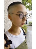 ミヤザキスタイル　20代30代40代 黒髪刈り上げハンサ ムショート