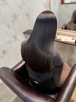 シシ 新宿(She 2.)&nbsp;髪質改善/ツヤ髪ストレート/垢抜け/ ロングヘア/ストレートヘア