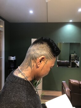 the barber OG baseの写真/オンオフ決まるカジュアルヘア×頭浸浴で至福の時。プライベート空間で叶える、大人の清潔感UPスタイル。