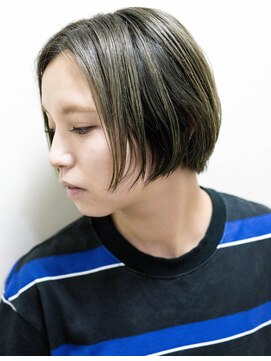 サリバン(Sullivan) ショートヘアとカーキグレイ【Sullivan千葉】