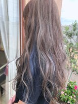 デフィ(defi)&nbsp;個性派ロングヘア