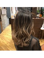 パシフィックダズールコウベウエスト(Pacific Dazzle Kobe west) 『PD神戸』【石田貴恵】おしゃれバレイヤージュ