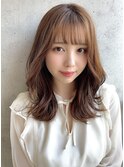 20代エアリーミディ韓国ヘアショコラブラウン小顔カット