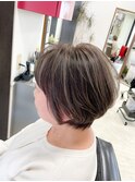 【エイジングビューティー】白髪ぼかしハイライトショート