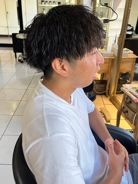 アイズ 海老名(AIZU) メンズサロン ツイストスパイラルパーマ マッシュパーマ 眉毛