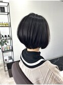ショートボブ