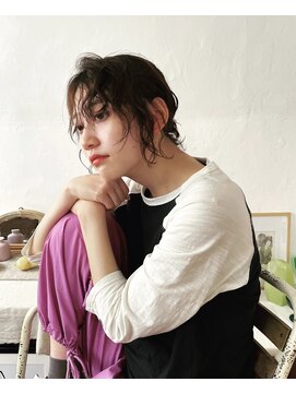 ボットー(Botto.) 《顔周りのニュアンス、ゆったりほぐれたラフパーマ》