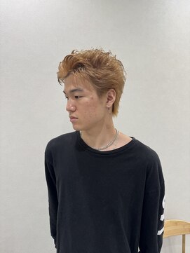 ミナリ(minari) ハイトーン×スパイキーショート