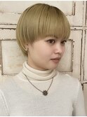マッシュショート × ハイトーン × ブリーチ × ダブルカラー