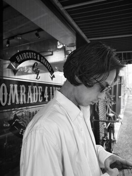 カムレイドフォーライフ(COMRADE 4 LIFE) メンズボブ 担当松尾