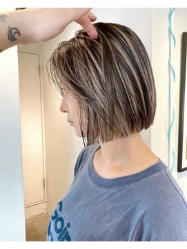 ルーム(Loom.) カットコントラストハイライトトリートメント