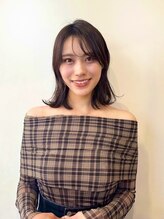 「上岡まお」顔まわりの小顔カット×お顔の血色がアップする似合わせカラー