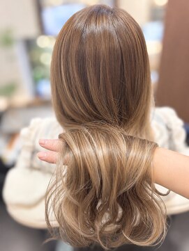 ナゴミ(NAGOMI) 30代/40代/50代/インナーカラー/ロングレイヤー/仙台宮城野区