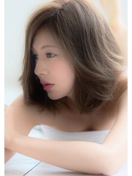 トリコ心斎橋(trico) 外国人風イルミナカラー☆彡ふんわりエフォートレスボブ