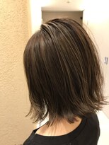 ブリス(VLISS)&nbsp;切りっぱなしハイライト_3Dカラーミニマムボブジグザグバング