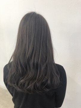 モアビー(More.vie) ダークグレージュ