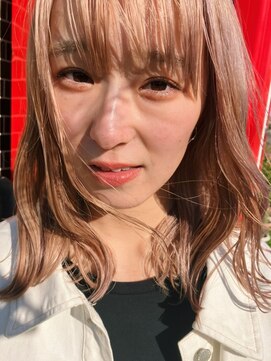 リヤン(Lien) ホワイトカラー