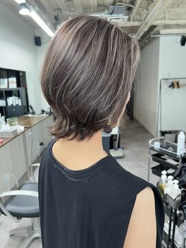 ルーツ ヘア デザイン(roots hair design) 西区新町美容室★roots★大人可愛い白髪ぼかしグレージュウルフ