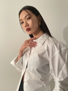 エアー 青山(AIR) ストレートヘアに顔まわりカット【縮毛矯正】