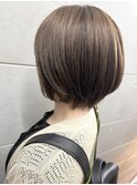 ショートボブ