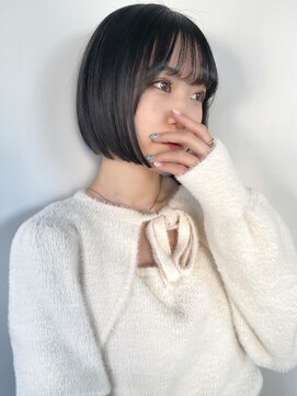 スリー(THREE) ぷっつんボブ