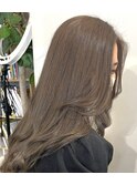 大人可愛い透明感ブリーチなしハイトーンオリーブグレージュ
