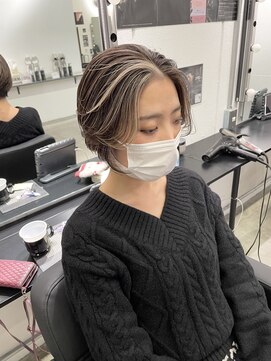 キング 高槻(K!ng) 縮毛矯正髪質改善ハイライトレイヤーカット高槻美容室エクステ