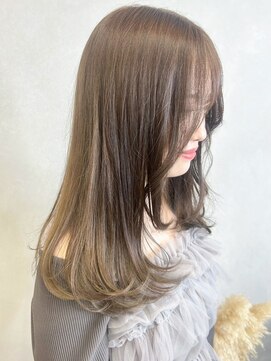 ミュラ(mulah) ブリーチなしミルクティーベージュ*レイヤーカットロング