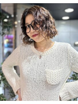 ヘアーアンドメイク ビス(HAIR&MAKE bis) これから必ず流行る？！ボブパーマ【中西思実】