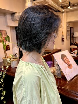 エンベロープス 中目黒(Envelopes) 切りっぱなしボブ/レイヤーボブ/ハイライト