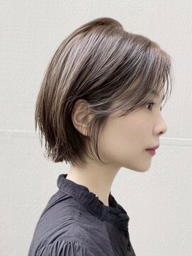 ルーファス 恵比寿 渋谷(Ruufus) 大人可愛い外ハネボブ×白髪ぼかし