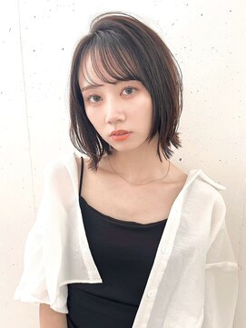 ファナ(fha-na) ミディアムレイヤーカット 大人ガーリー 似合わせカット 韓国