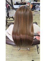 ブルーフィン シセロ(Blue Fin cicero) 髪質改善トリートメントケア/毎月のケアで艶髪へ/40代