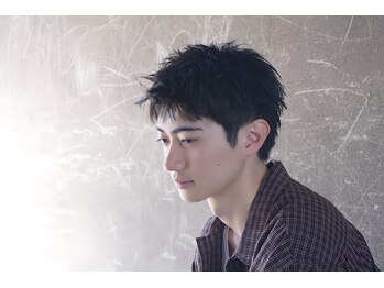 アルバ(ALBA)の写真/【夜21時まで営業】オンオフ決まるスタイルでビジネスシーンも好印象間違いなし◇仕事帰りにもオススメ◎