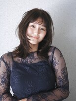 ワビ(wabi) 柔らかい透明感カラーのミディアムレイヤー