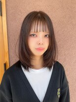 ベルタバイメルク(belta by merc.) マロンカラー×ふわっとレイヤー小顔